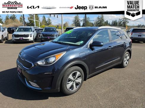 Used 2019 Kia Niro LX image 1