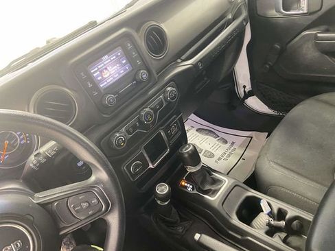 Used 2021 Jeep Wrangler Unlimited Sport image 16