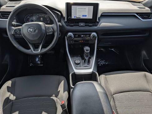 Certified 2025 Toyota RAV4 SE AWD/4WD image 11
