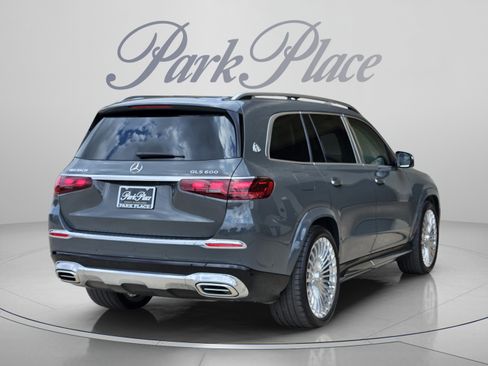 Certified 2025 Mercedes-Benz Maybach GLS 600 4MATIC image 6