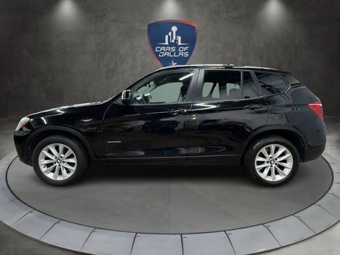 Used 2017 BMW X3 sDrive28i RWD image 2