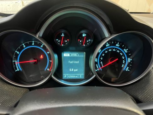 Used 2013 Chevrolet Cruze LT image 18