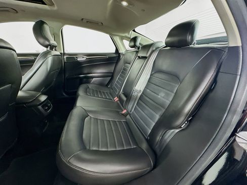 Used 2016 Ford Fusion Energi SE FWD image 25