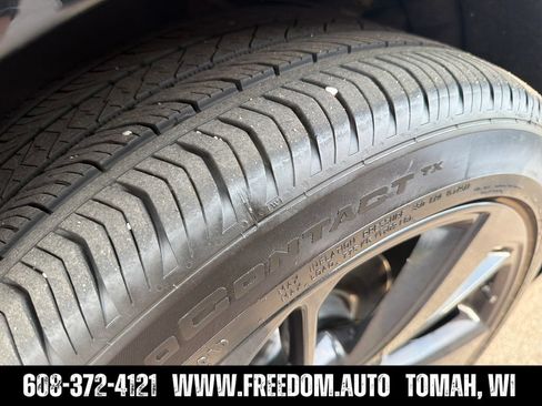 Used 2023 Buick Envision Essence w/ Sport Touring Package AWD/4WD image 28