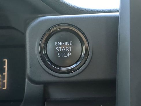 Used 2024 Toyota Tacoma SR5 image 33