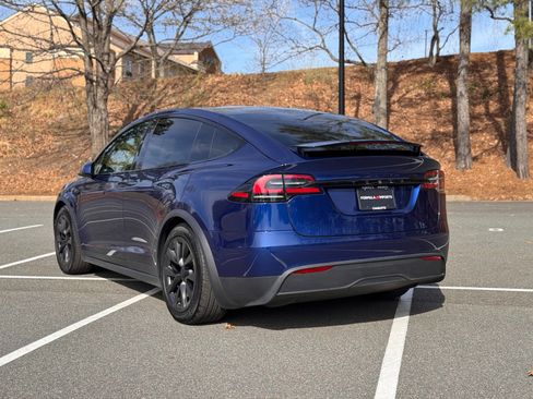 Used 2023 Tesla Model X image 8