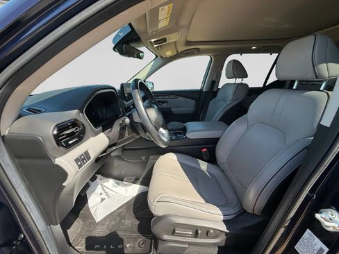 Used 2025 Honda Pilot Elite image 21