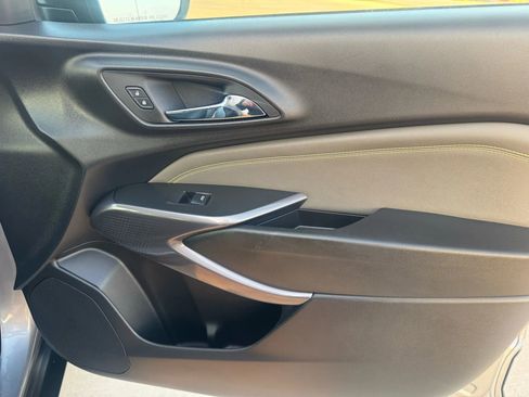 Used 2025 Chevrolet Trax ACTIV w/ Driver Confidence Package image 37