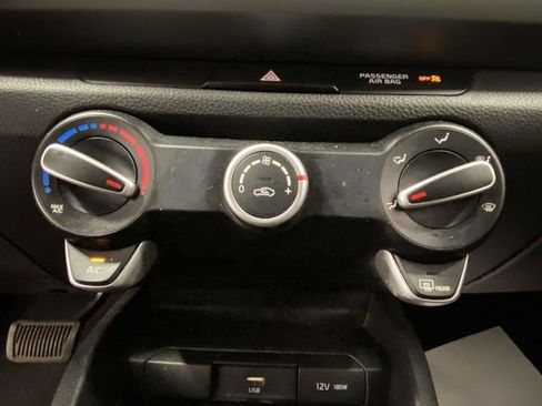 Used 2022 Kia Rio S image 19