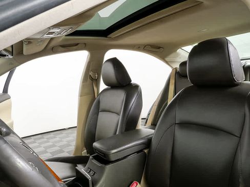 Used 2010 Lexus ES 350 image 5