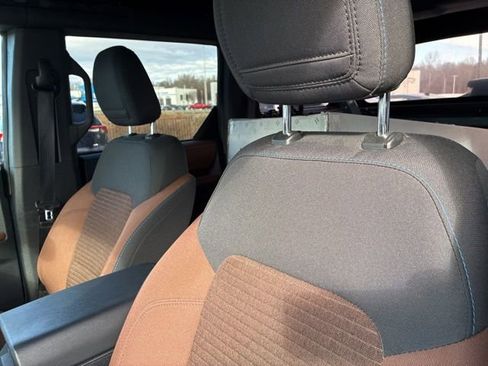 Used 2023 Ford Bronco Outer Banks image 10