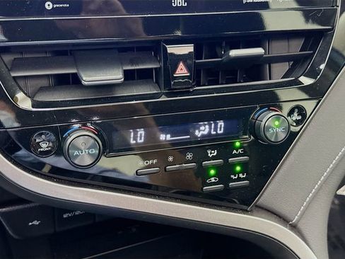 Used 2024 Toyota Camry XSE w/ Navigation Package FWD image 16