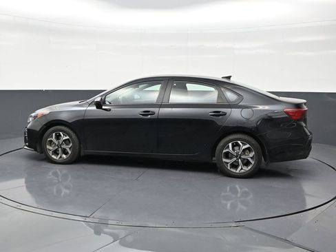 Used 2020 Kia Forte LXS FWD image 2