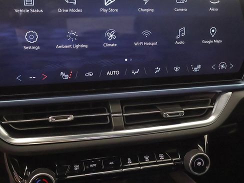 Used 2024 Chevrolet Equinox EV LT image 42