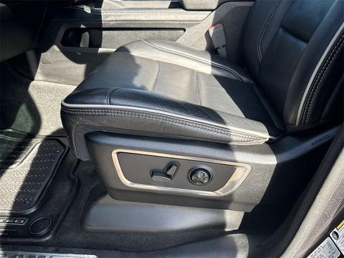 Used 2021 RAM 1500 Limited w/ Night Edition image 13