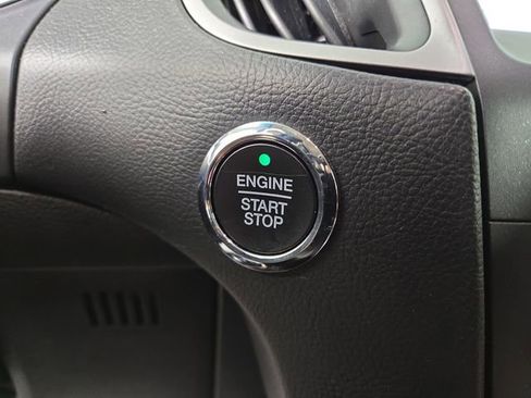 Used 2018 Ford Edge SEL w/ Equipment Group 201A FWD image 24
