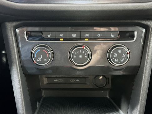 Used 2024 Volkswagen Tiguan Wolfsburg Edition image 22