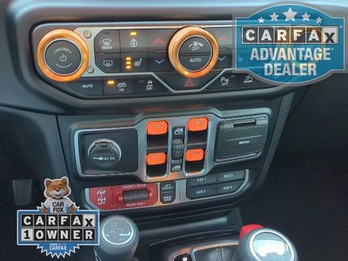 Used 2022 Jeep Wrangler Unlimited Rubicon w/ Xtreme Recon 35" Tire Package image 11