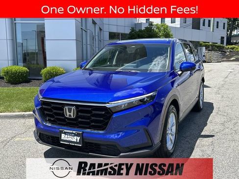 Used 2024 Honda CR-V EX image 1
