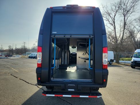 Used 2024 RAM ProMaster 3500 image 21