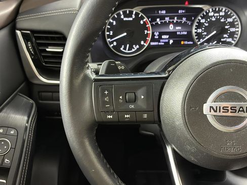 Used 2021 Nissan Rogue SL w/ Premium Package image 24