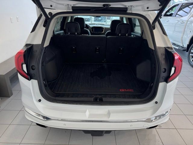 Used 2019 GMC Terrain Denali w/ Advanced Safety Package AWD/4WD image 43
