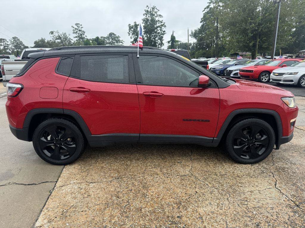 Used 2020 Jeep Compass Latitude FWD image 4