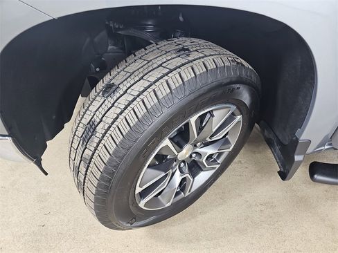 Certified 2025 Chevrolet Silverado 1500 LT image 35