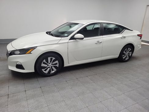 Used 2022 Nissan Altima 2.5 S FWD image 2