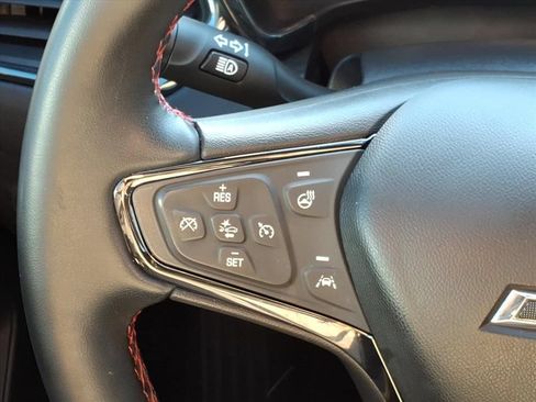 Used 2023 Chevrolet Equinox RS w/ RS Leather Package FWD image 12