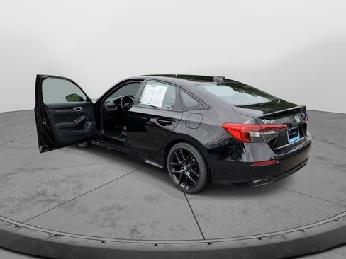 Certified 2024 Honda Civic Sport image 9
