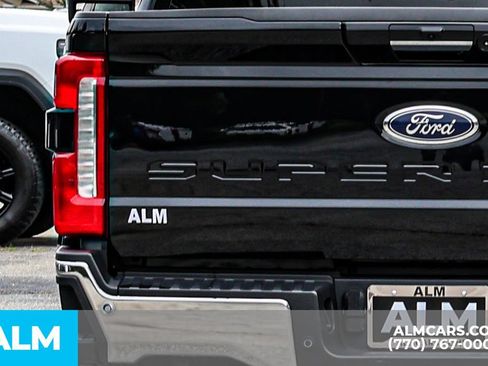 Used 2023 Ford F250 Lariat w/ Lariat Ultimate Package AWD/4WD image 12