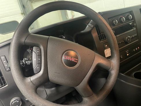 Used 2020 GMC Savana 3500 w/ Driver Convenience Package image 3