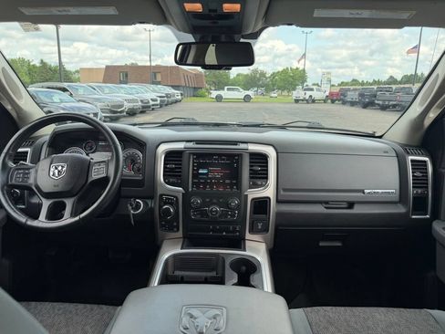 Used 2018 RAM 1500 Big Horn AWD/4WD image 32