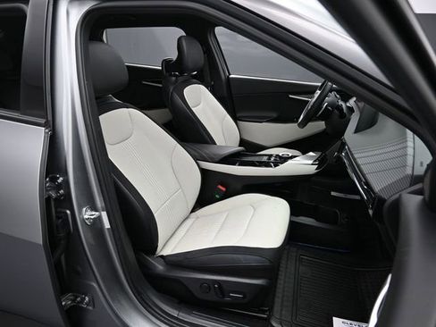 Used 2023 Kia EV6 GT-Line w/ GT-Line White Seat Package image 30