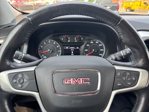 Used 2018 GMC Acadia SLE AWD/4WD image 22