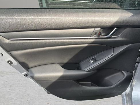 Used 2021 Honda Accord Sport image 12