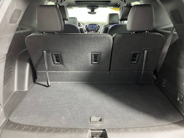 Used 2023 Chevrolet Traverse Premier w/ Redline Edition AWD/4WD image 41