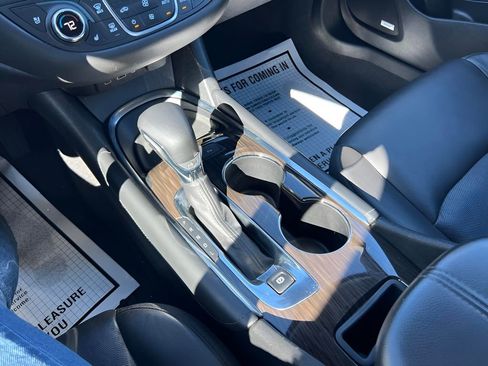 Used 2024 Chevrolet Malibu LT FWD image 19