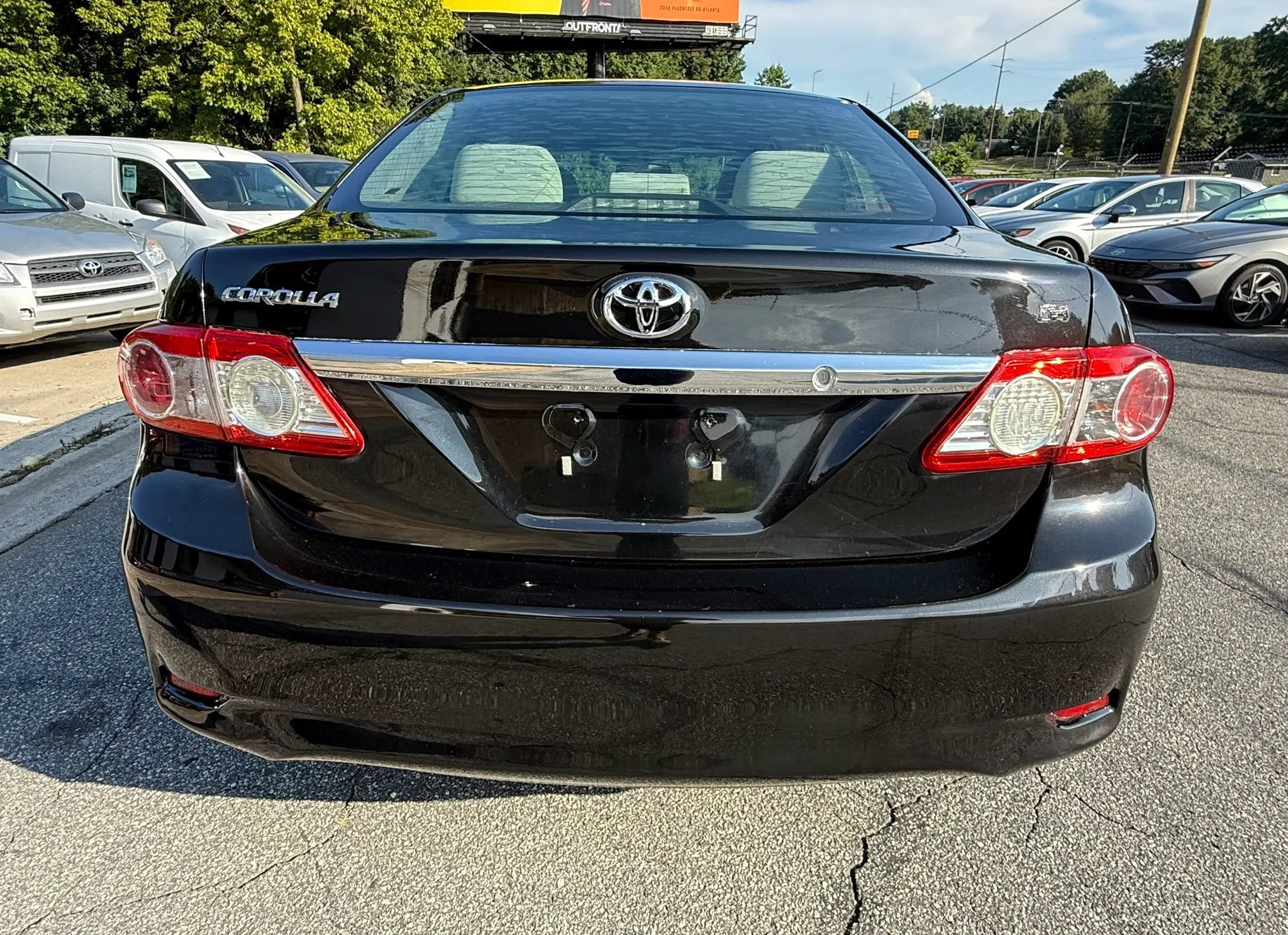 Used 2012 Toyota Corolla LE FWD image 6