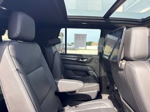 Used 2021 GMC Yukon Denali w/ Denali Premium Package AWD/4WD image 20