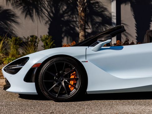Used 2020 McLaren 720S Performance image 34