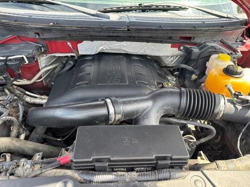 Used 2014 Ford F150 Lariat w/ Equipment Group 502A Luxury AWD/4WD image 5