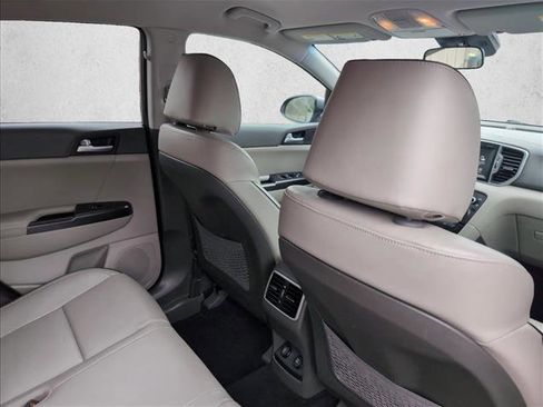 Used 2017 Kia Sportage EX image 21