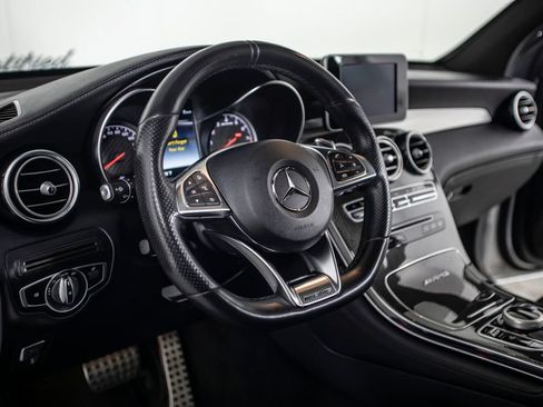 Used 2019 Mercedes-Benz GLC 63 AMG 4MATIC image 21