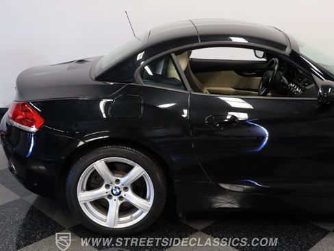 Used 2011 BMW Z4 sDrive30i image 27