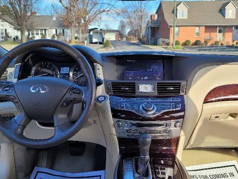 Used 2015 INFINITI Q70 3.7 w/ Technology Package image 13