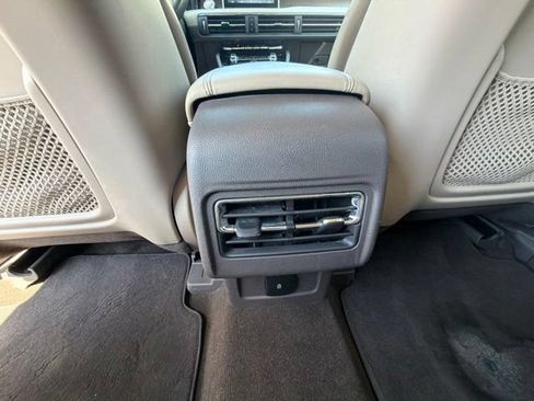 Used 2022 Lincoln Corsair Grand Touring AWD/4WD image 14