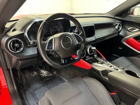 Used 2021 Chevrolet Camaro LT w/ Technology Package RWD image 16