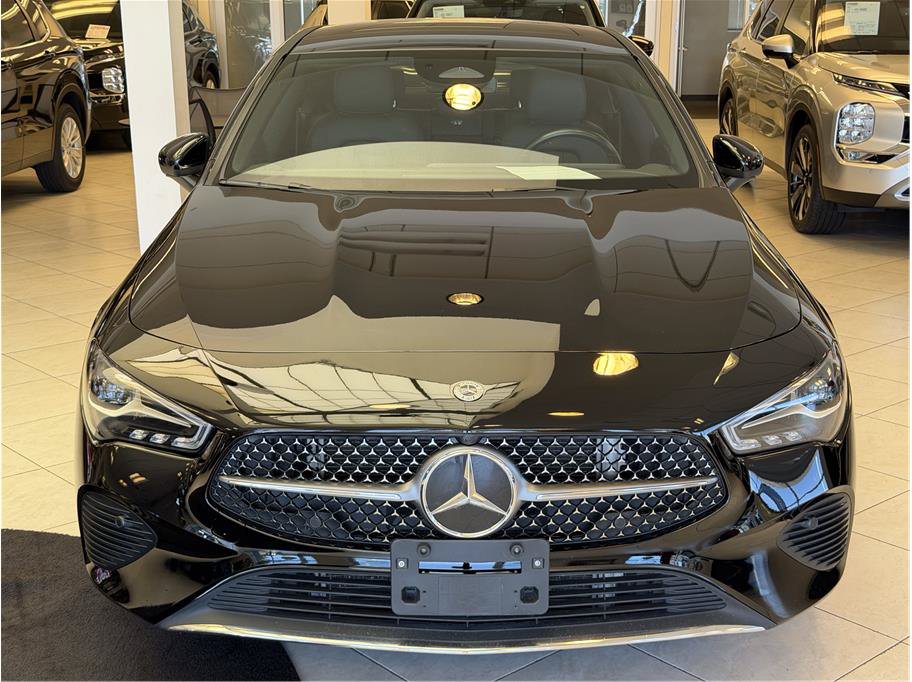 Used 2025 Mercedes-Benz CLA 250 4MATIC image 2